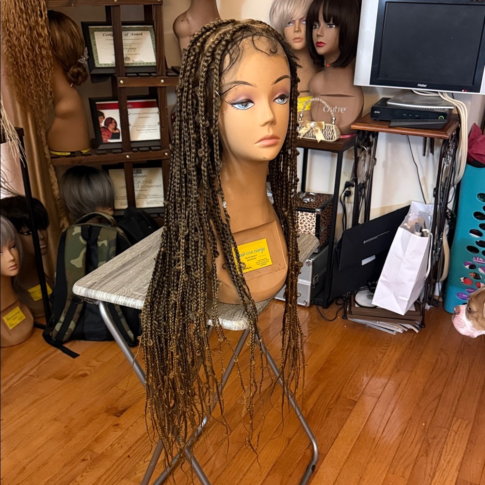 Braided Wig in Brown